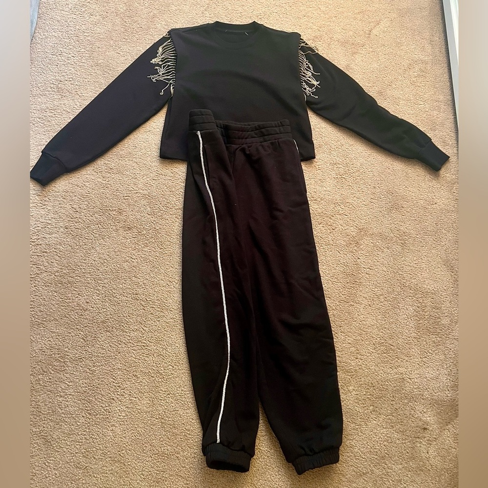 CULPO AND INC SWEATSUIT SIZE SMALL